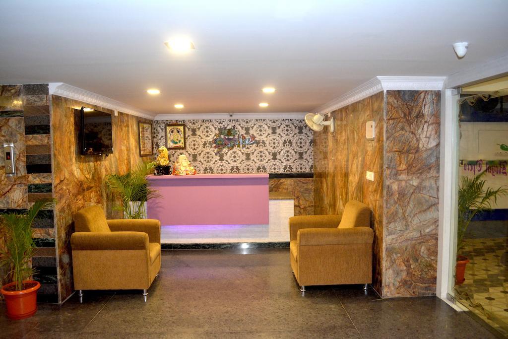 Hotel Royal Opera Bangalore Eksteriør billede